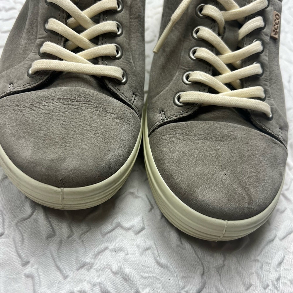 ECCO Gray Removable Insole Comfort Soft 7 Round Toe Lace-Up Leather Sneakers - Picture 3 of 10